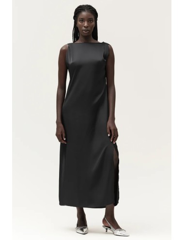 Abito in raso con drappeggio e catena ww30626