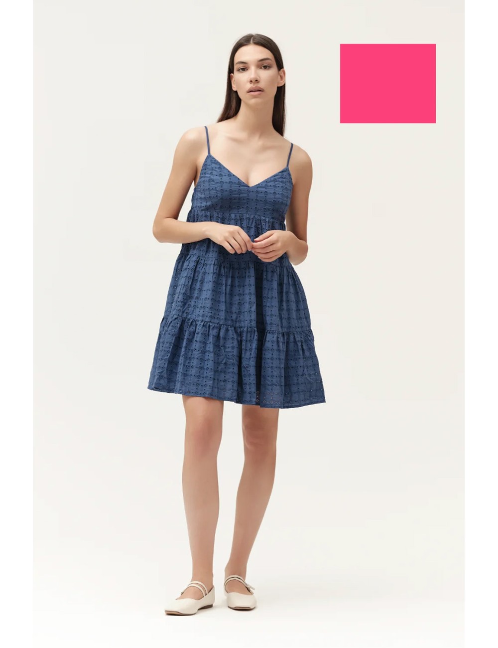 Abito corto con bretelline in sangallo ww30412 fuxia