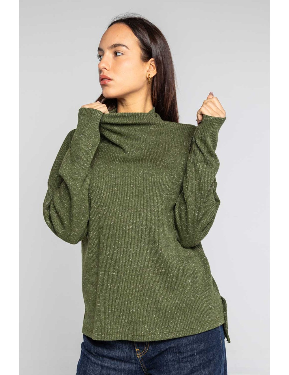 Lokita - maglia scollo cratere in costina filo lamè 999 lok10927 verde