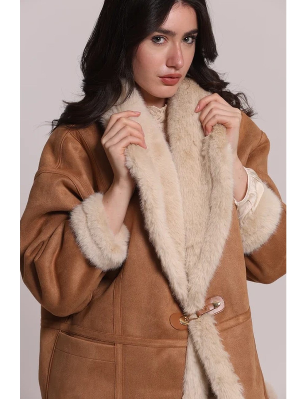 Mimì-mua - giubbotto effetto montone chiusura a gancio yqap-6669Mim-MuaPassioni Boutique