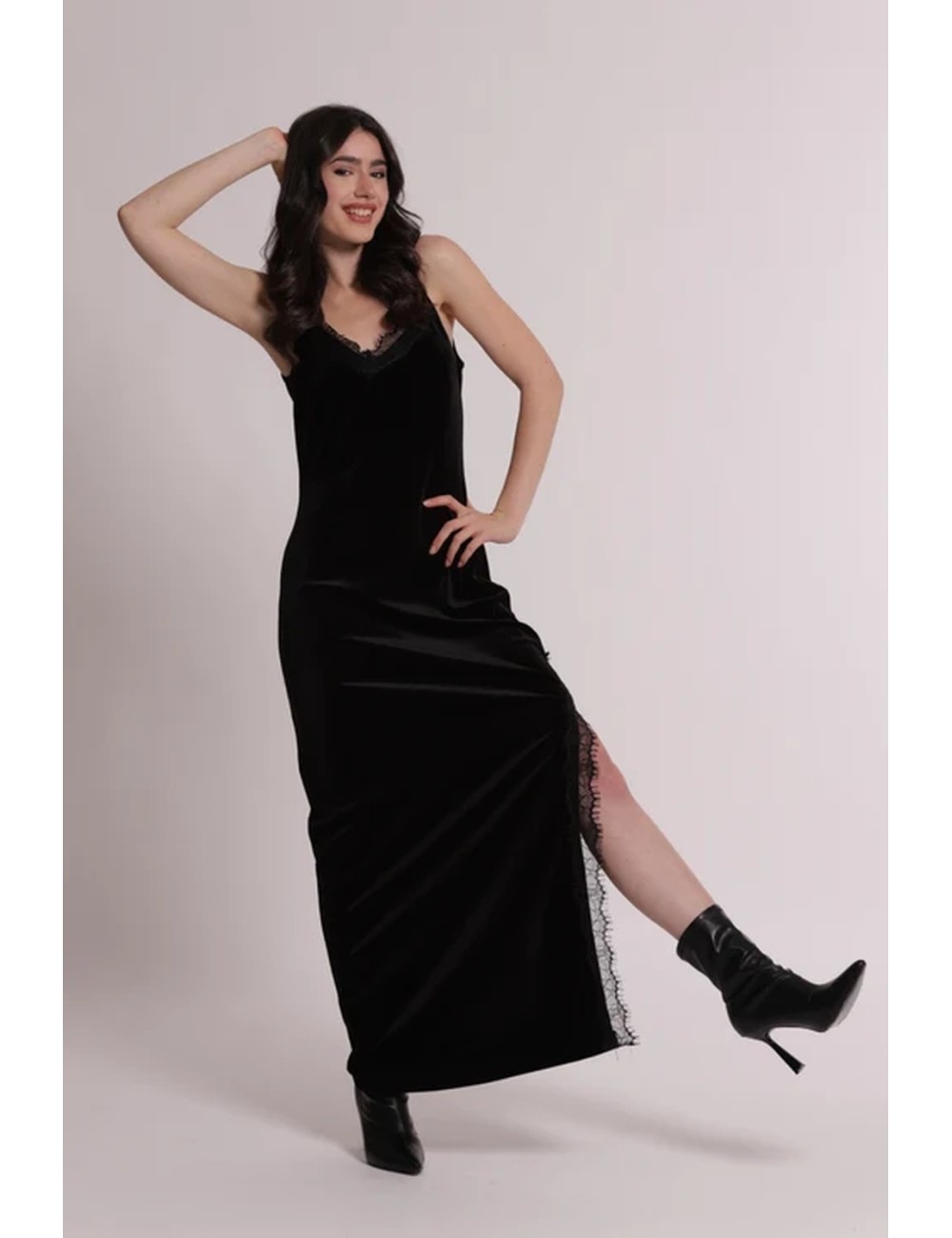 Mimì-mua - abito corto in velluto con dettagli in pizzo mrap-4518Mim-MuaPassioni Boutique