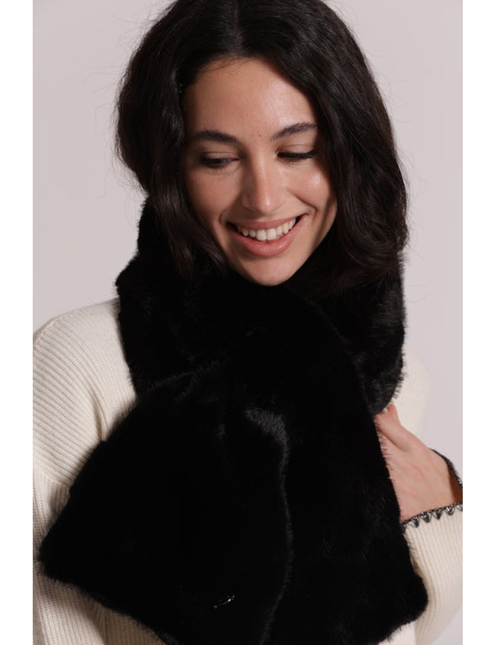Mimì-mua - girocollo effetto pelliccia yqap-9464 neroMim-MuaPassioni Boutique